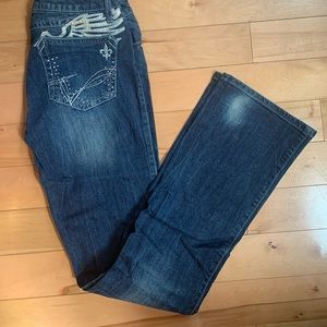 Wrangler rock 47 size 5/6 x 36 length low rise boot it jeans